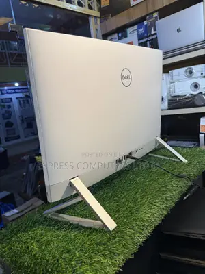 Dell Inspiron 24 5000 16GB Intel Core i5 SSHD (Hybrid) 1T
