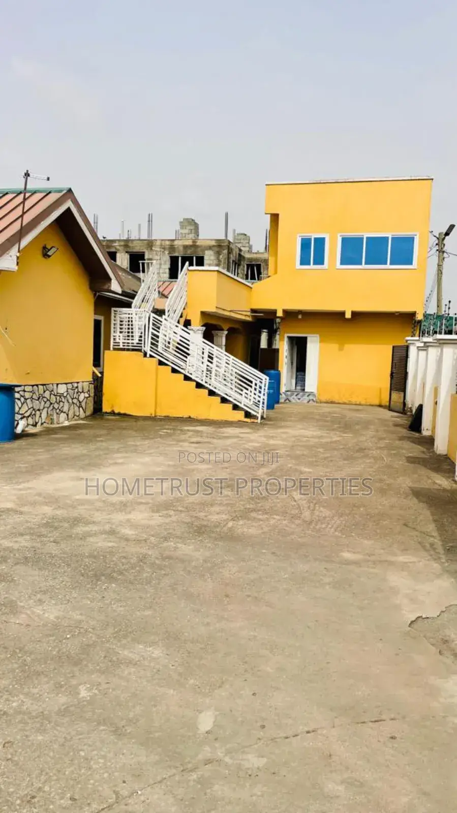 5bdrm House in Hometrust Properties, Ablekuma for sale