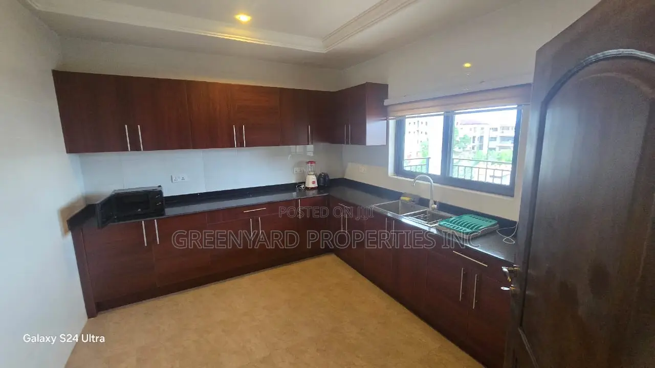 3bdrm Apartment in Mempasem, East Legon for rent