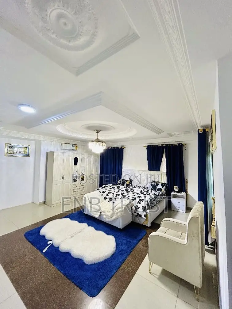 7bdrm Duplex in East Legon, Police Station for sale