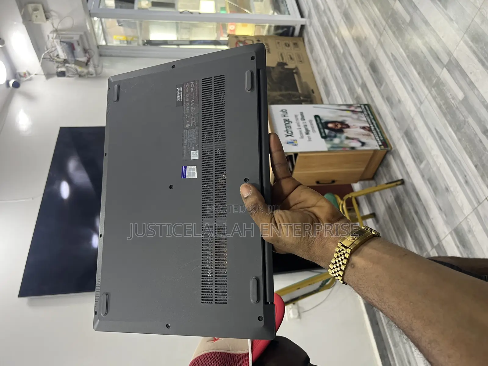 Laptop Lenovo Ideapad 3 12GB Intel Core i5 HDD+SSD 700GB