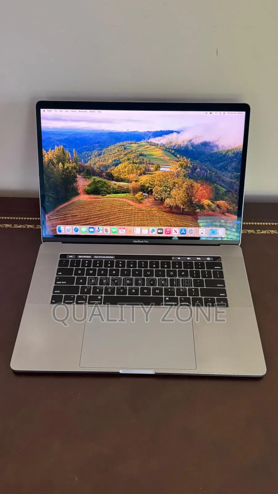 Laptop Apple MacBook Pro 2018 16GB Intel Core i7 SSD 256GB