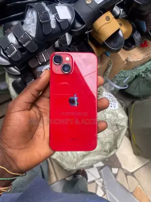 Apple iPhone 13 256 GB Red