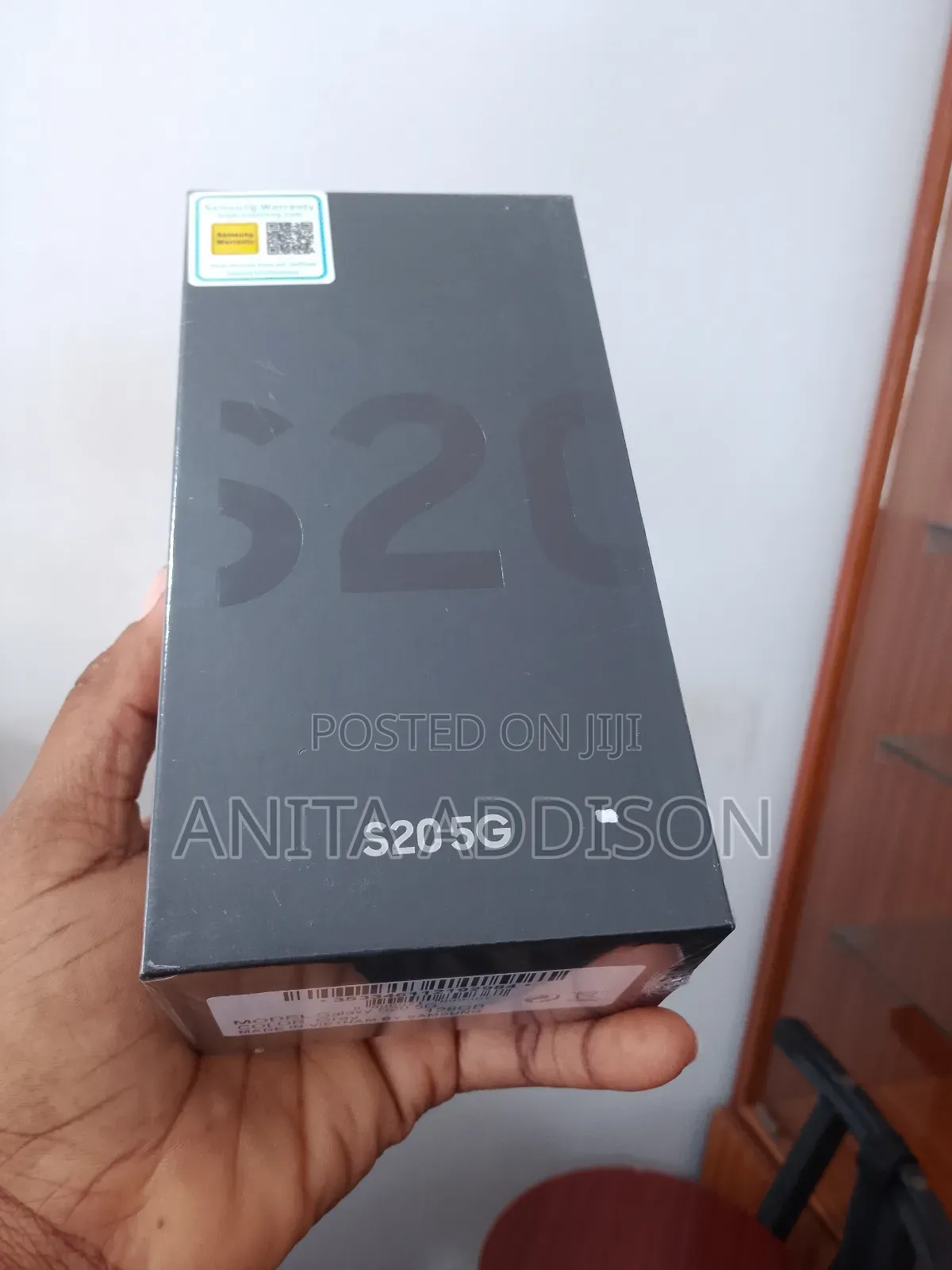 New Samsung Galaxy S20 128 GB Black