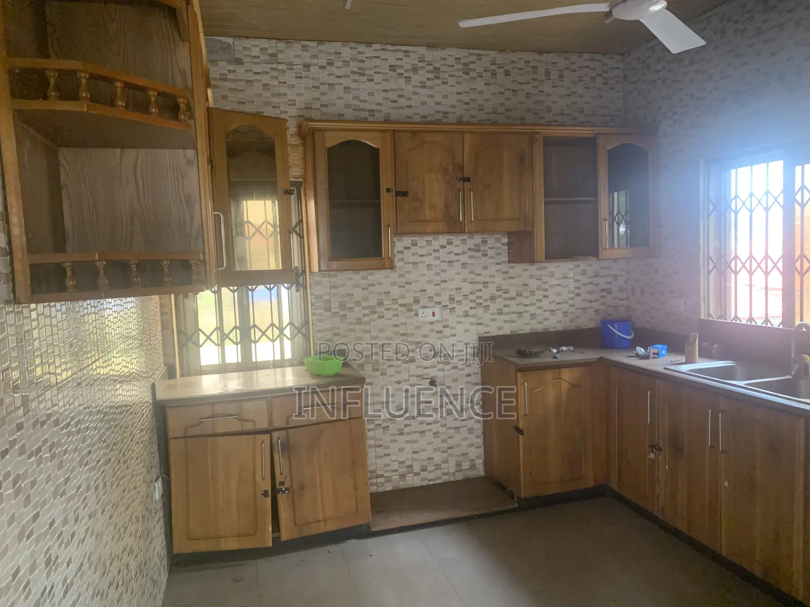 3bdrm House in East Legon for rent