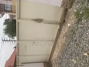 3bdrm House in East Legon for rent