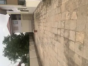 3bdrm House in East Legon for rent