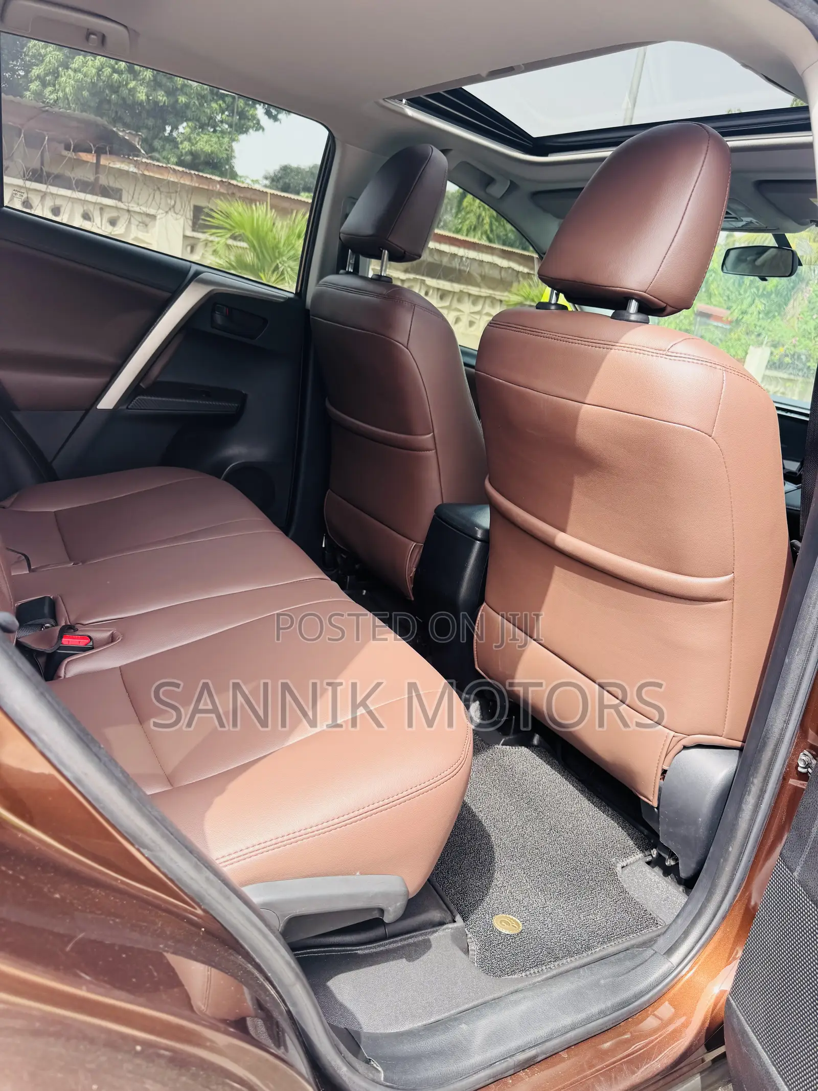 Toyota RAV4 Limited AWD (2.5L 4cyl 6A) 2016 Brown