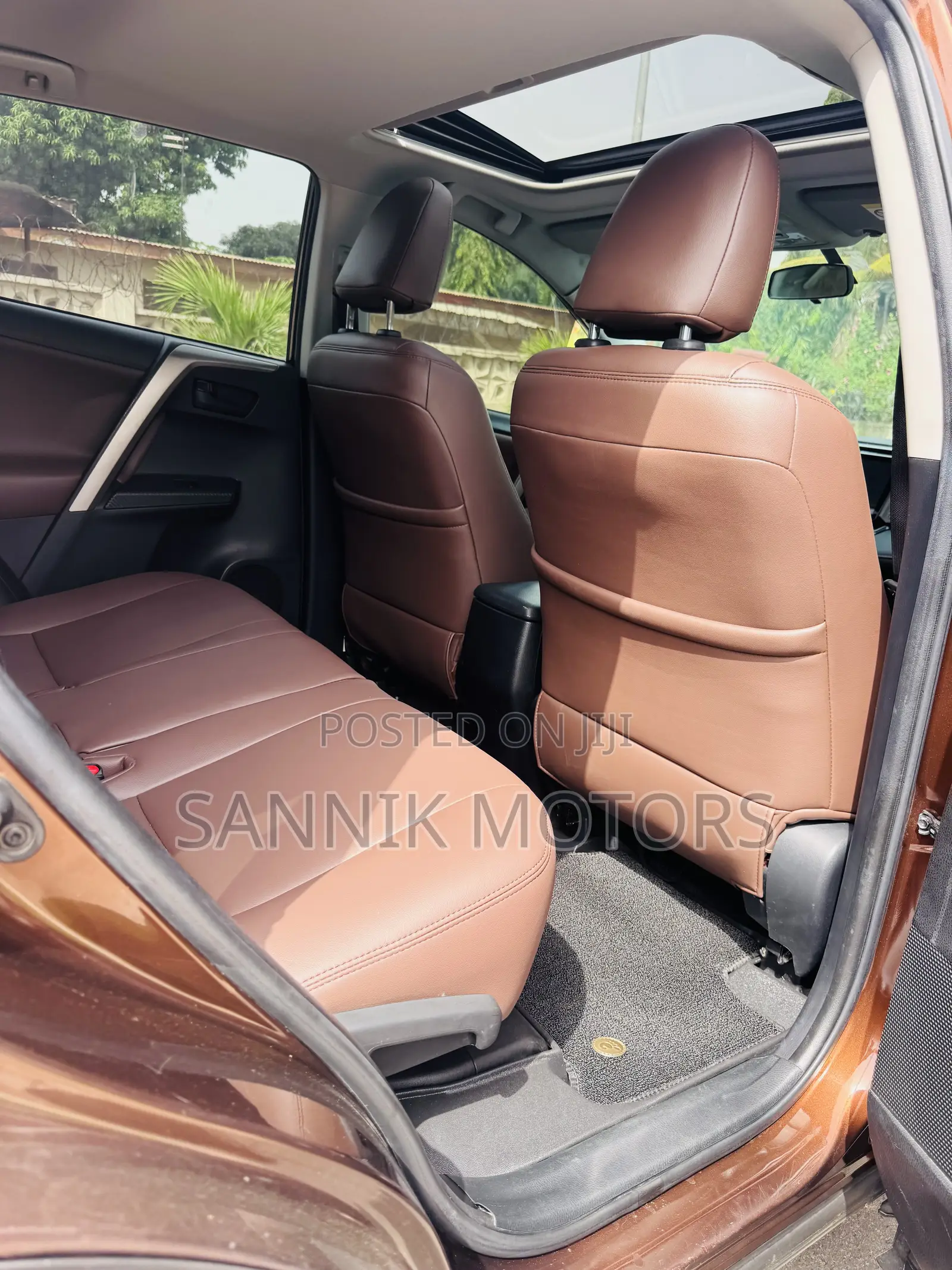 Toyota RAV4 Limited AWD (2.5L 4cyl 6A) 2016 Brown