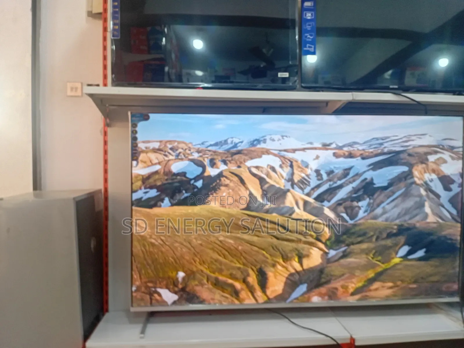 Green 75" Megascreen Tv
