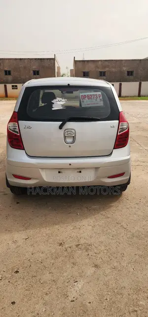 Hyundai I10 2015 Silver