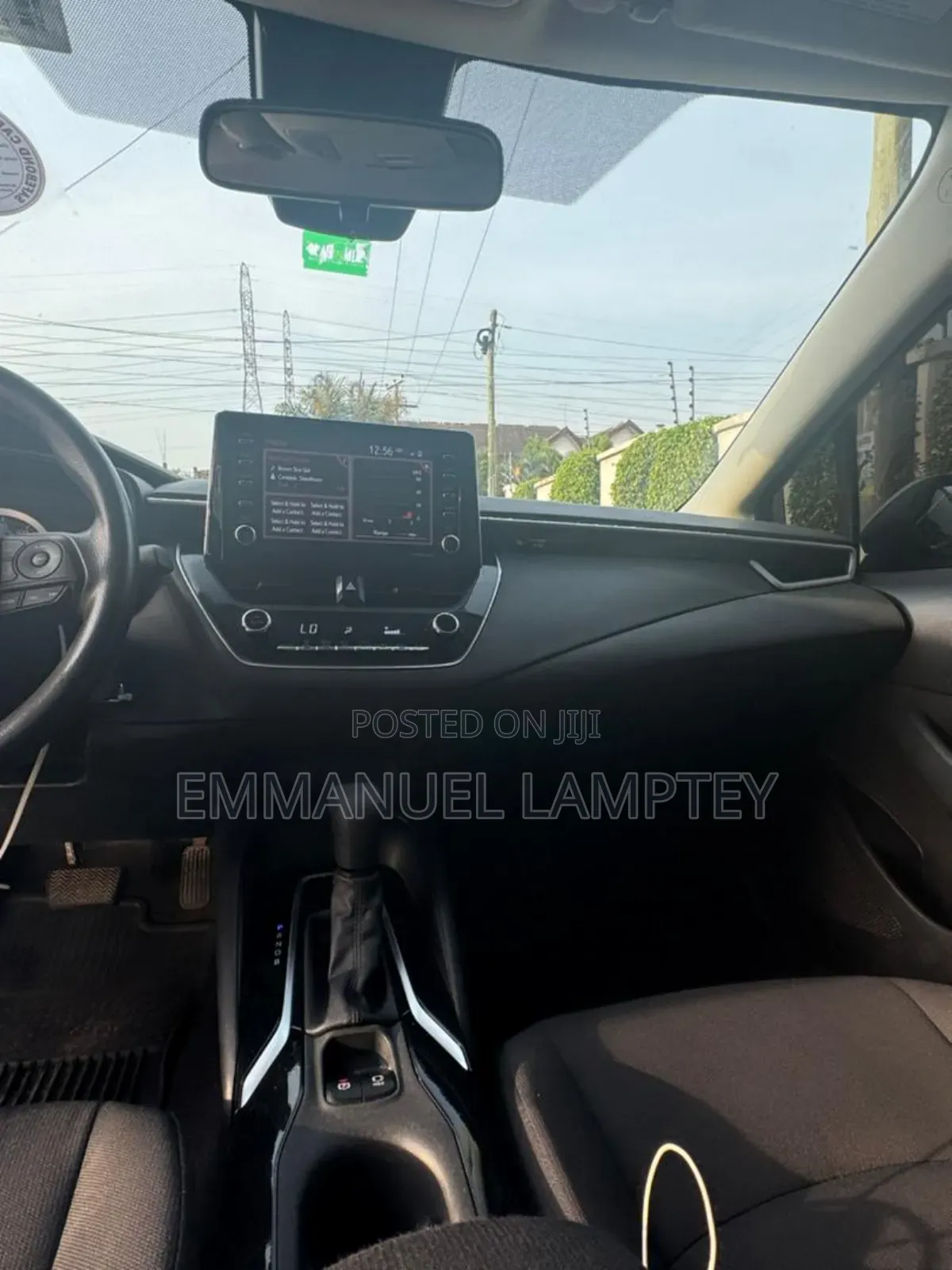 Toyota Corolla LE 2021 Silver