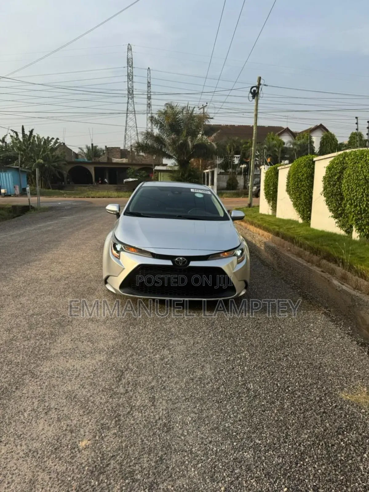 Toyota Corolla LE 2021 Silver