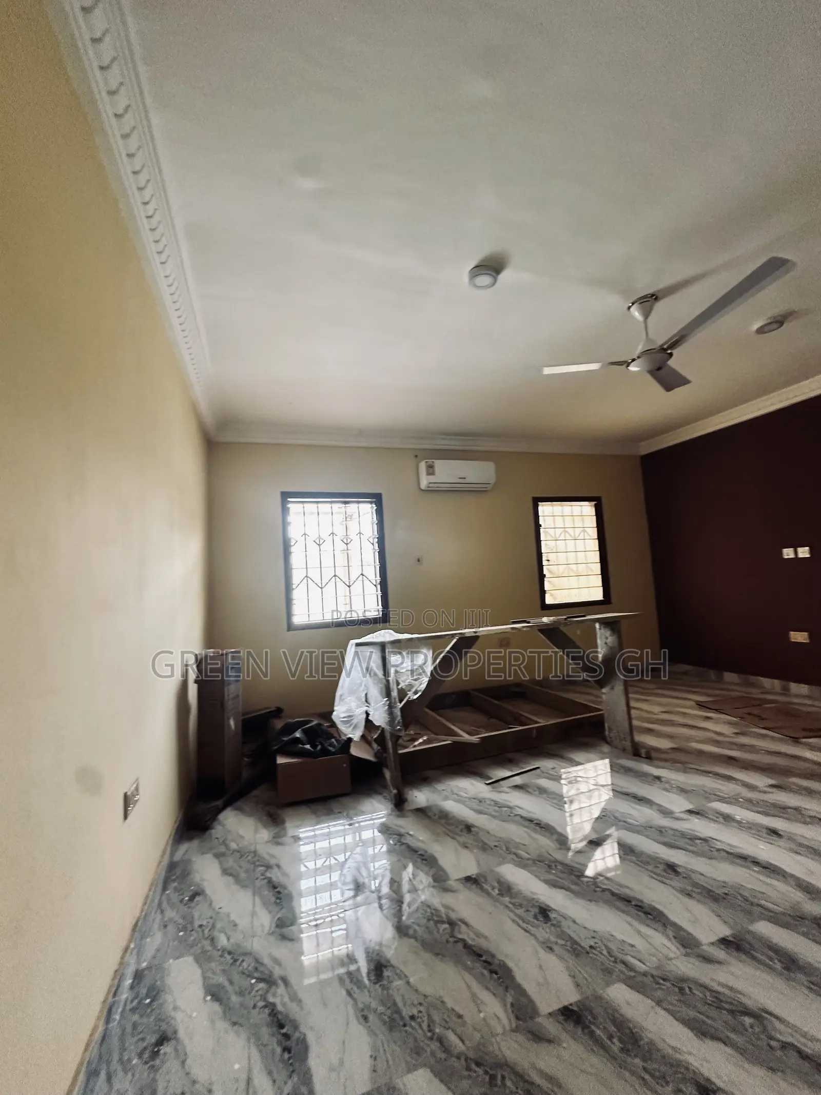 1bdrm Room & Parlour in West Hills Mall Area for rent