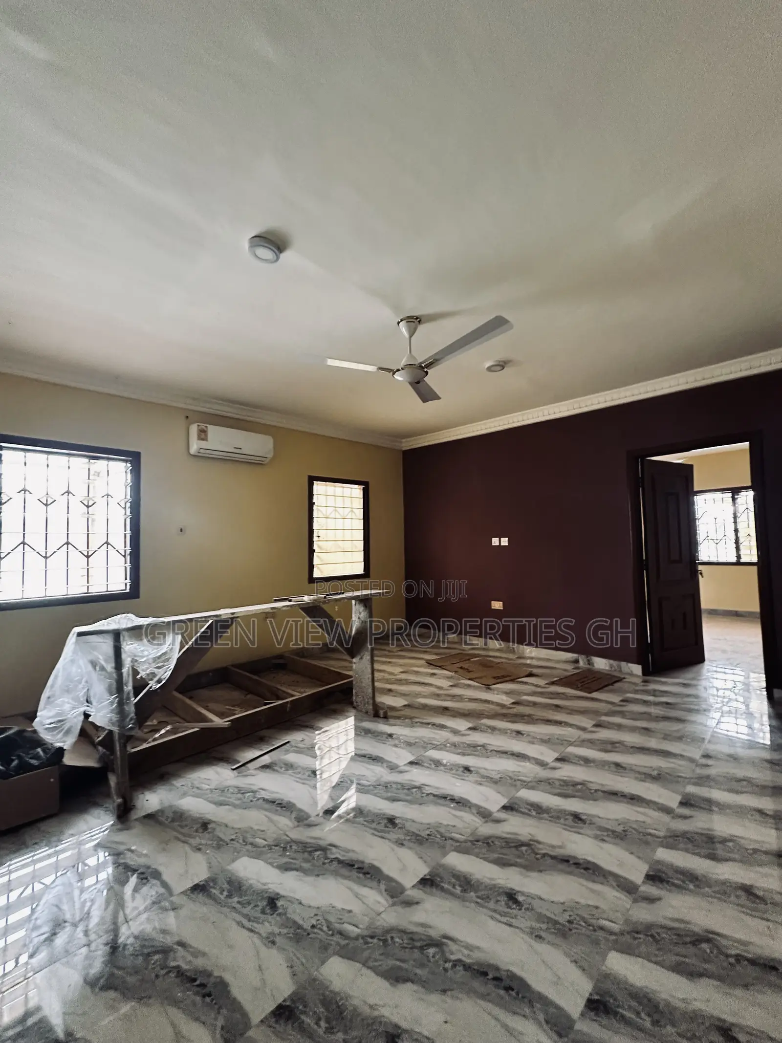 1bdrm Room & Parlour in West Hills Mall Area for rent