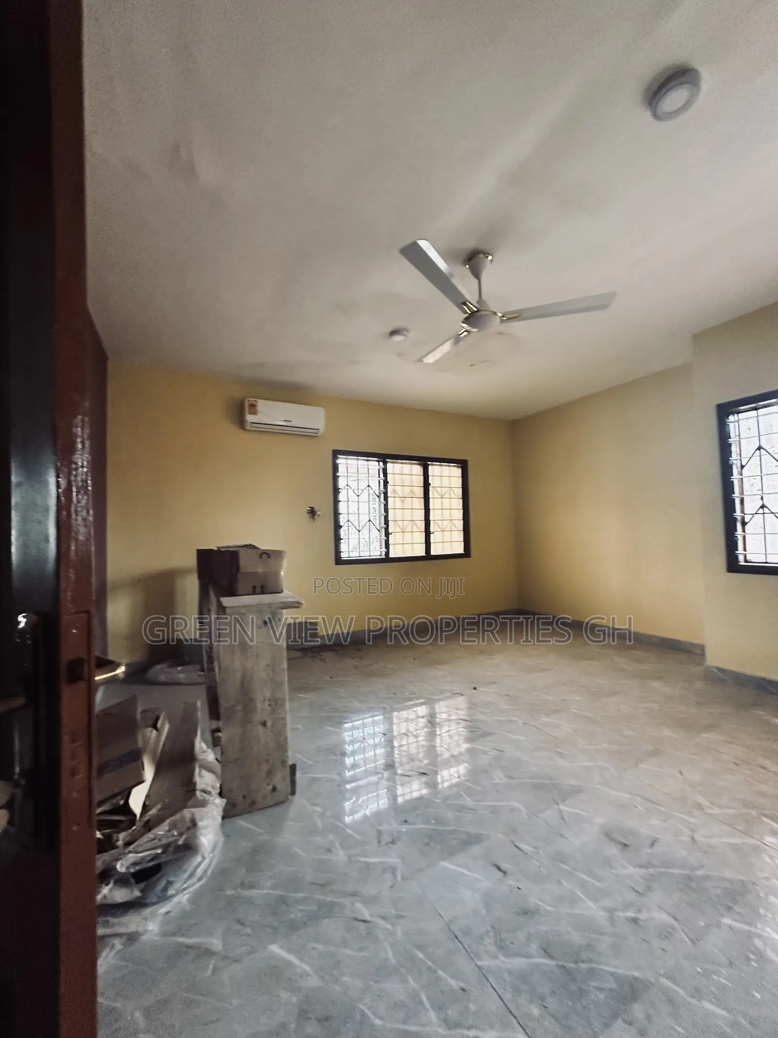 1bdrm Room & Parlour in West Hills Mall Area for rent