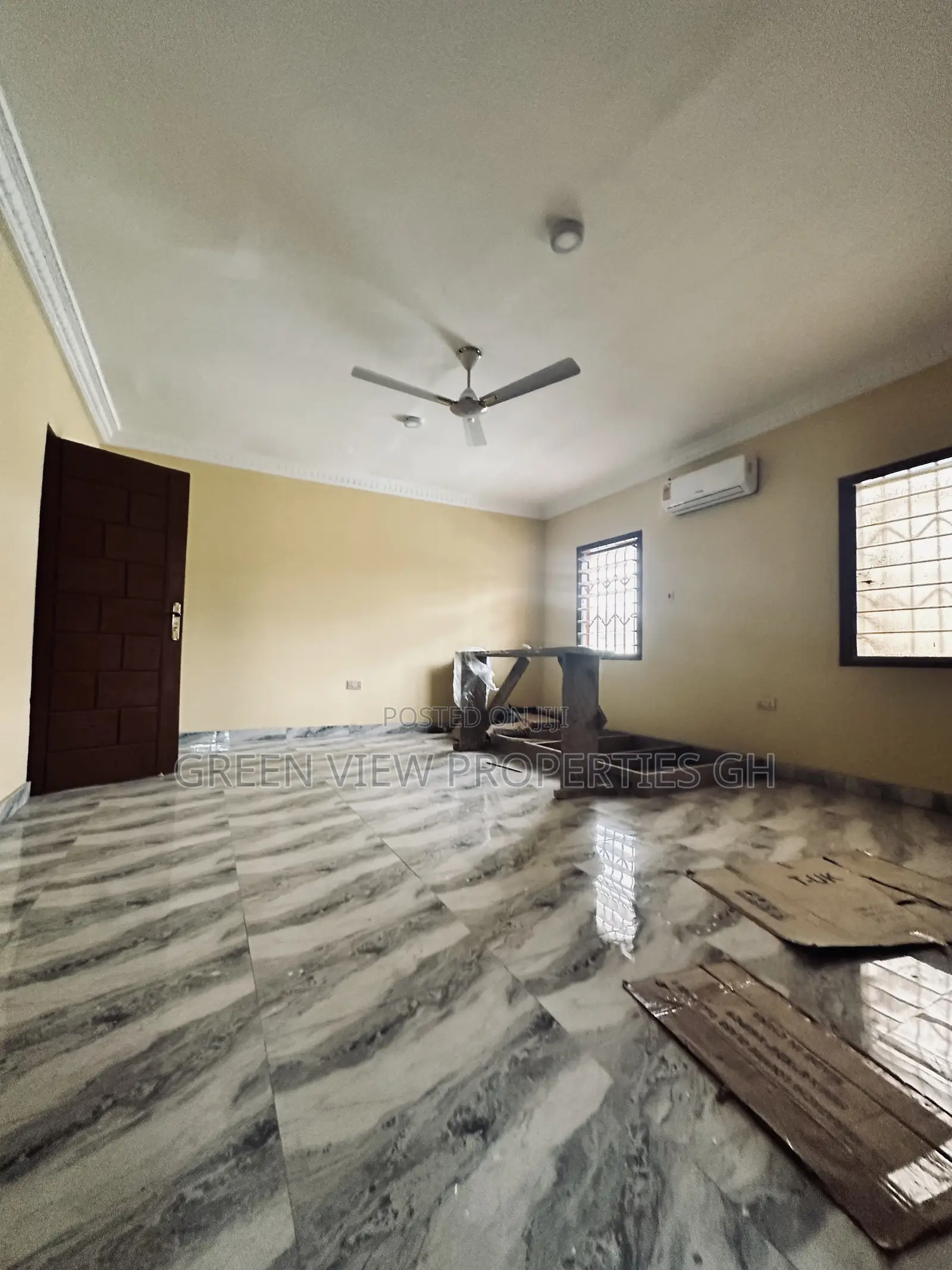 1bdrm Room & Parlour in West Hills Mall Area for rent