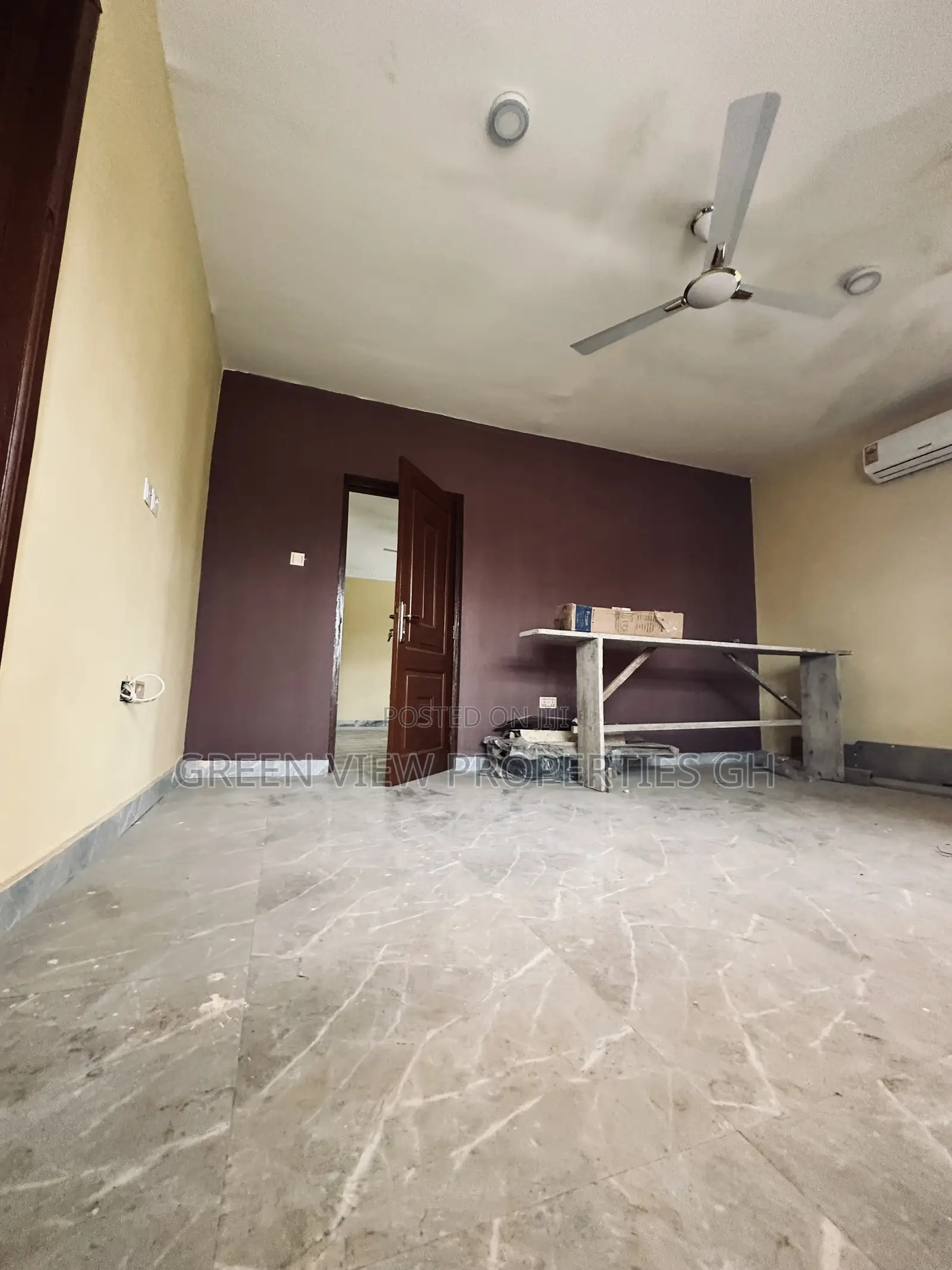 1bdrm Room & Parlour in West Hills Mall Area for rent