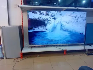Green 75" Visionmax Tv