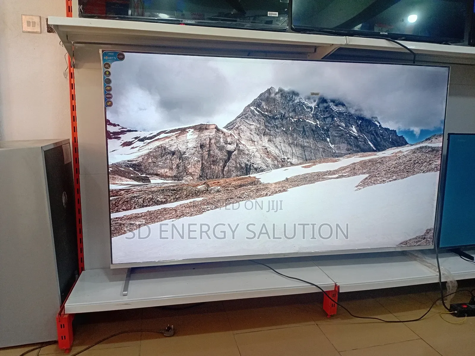 Green 75" Visionmax Tv