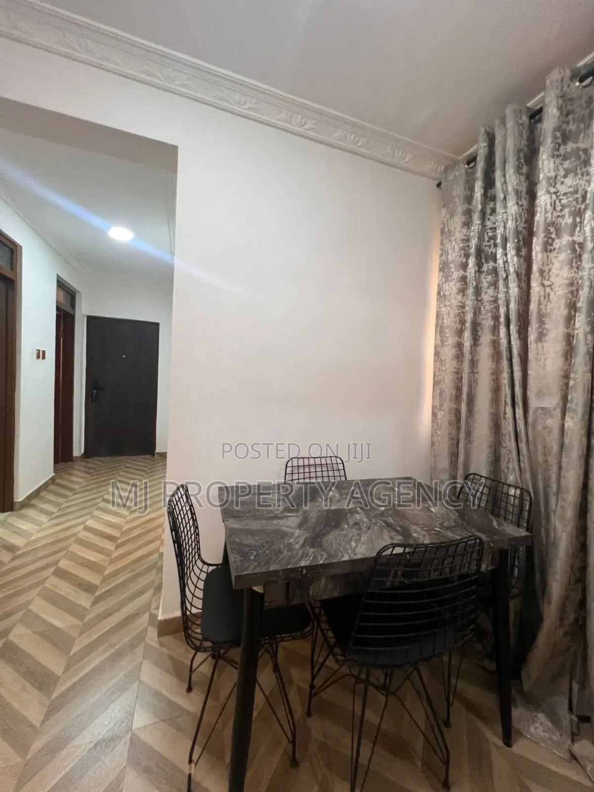 Community 26 TDC Apartment