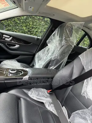Mercedes-Benz C300 Base 4Matic Sedan AWD (2.0L 4cyl 7A) 2017 Silver