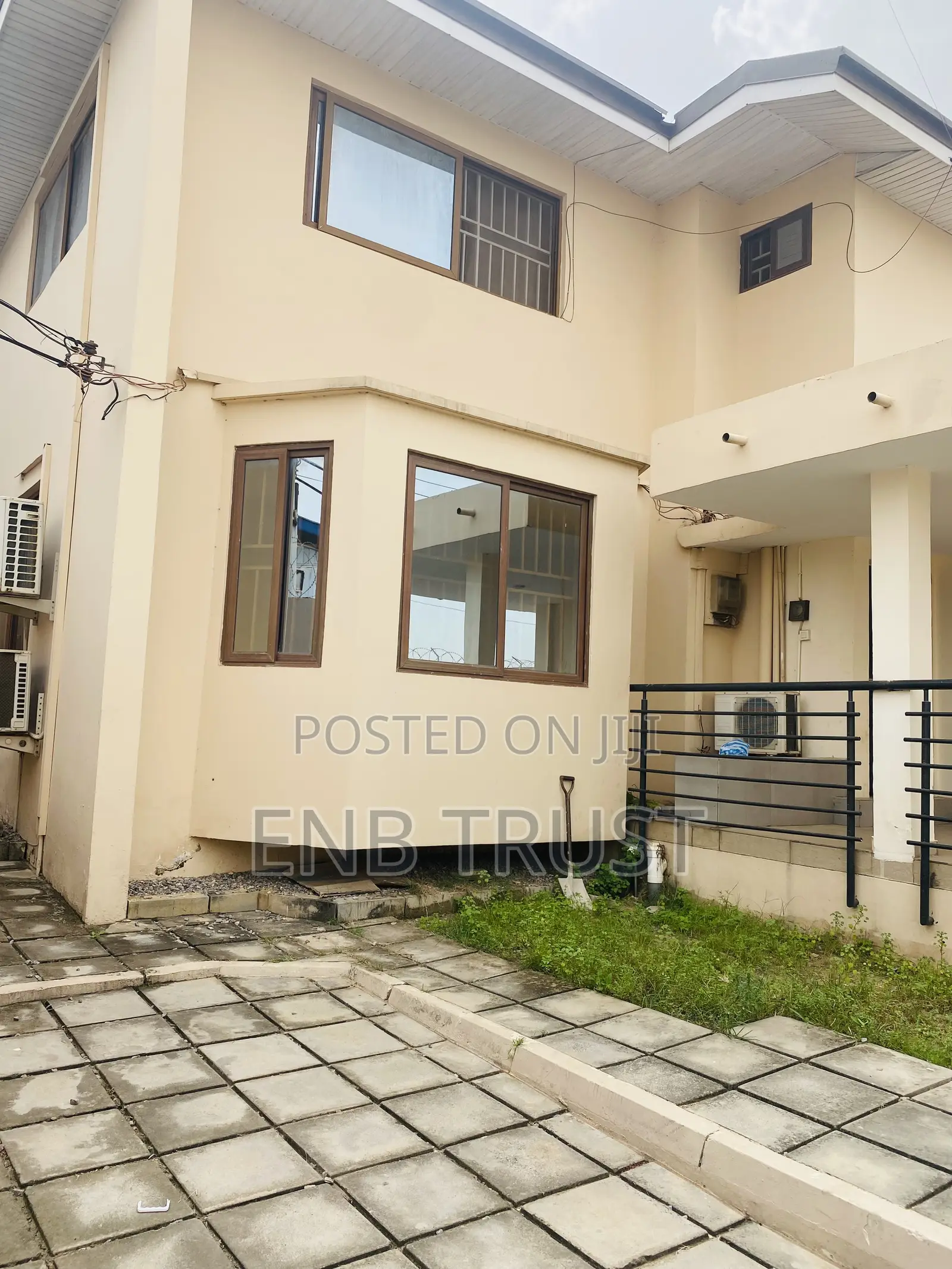 2bdrm House in Cfc Estate, The Mall for rent