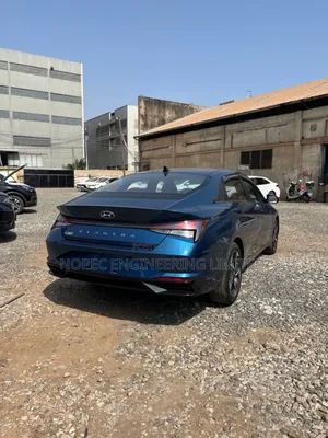 Hyundai Elantra Limited 2020 Blue