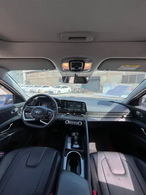 Hyundai Elantra Limited 2020 Blue