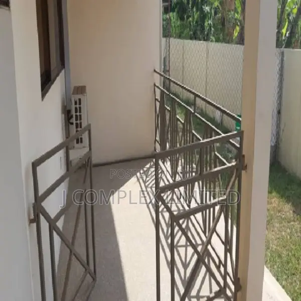 3bdrm Apartment in Osu Ako-Adjei for rent