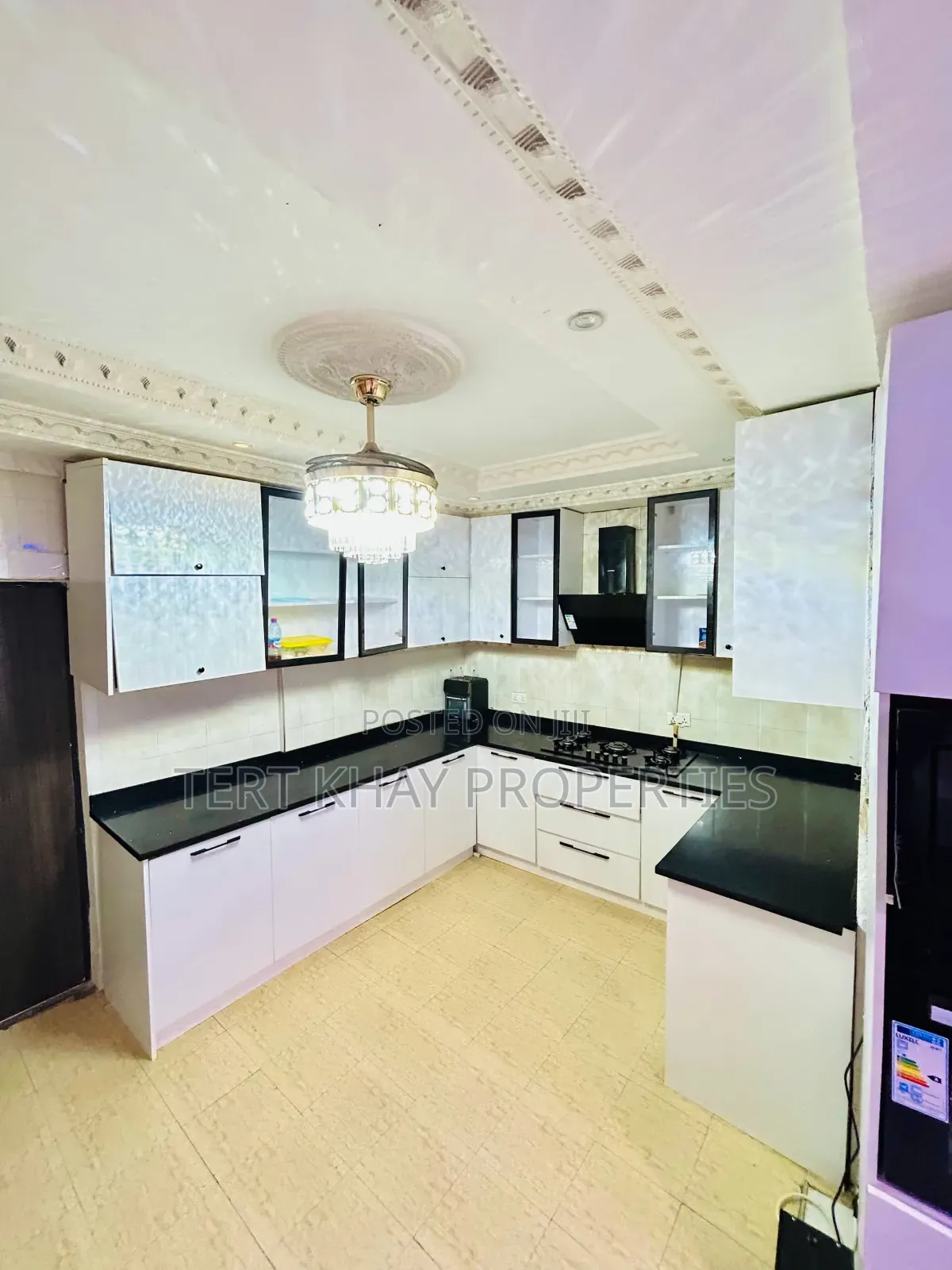 7bdrm House in Extension, East Legon for sale