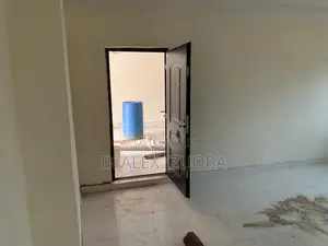 2bdrm Apartment in Lakeside, for rent