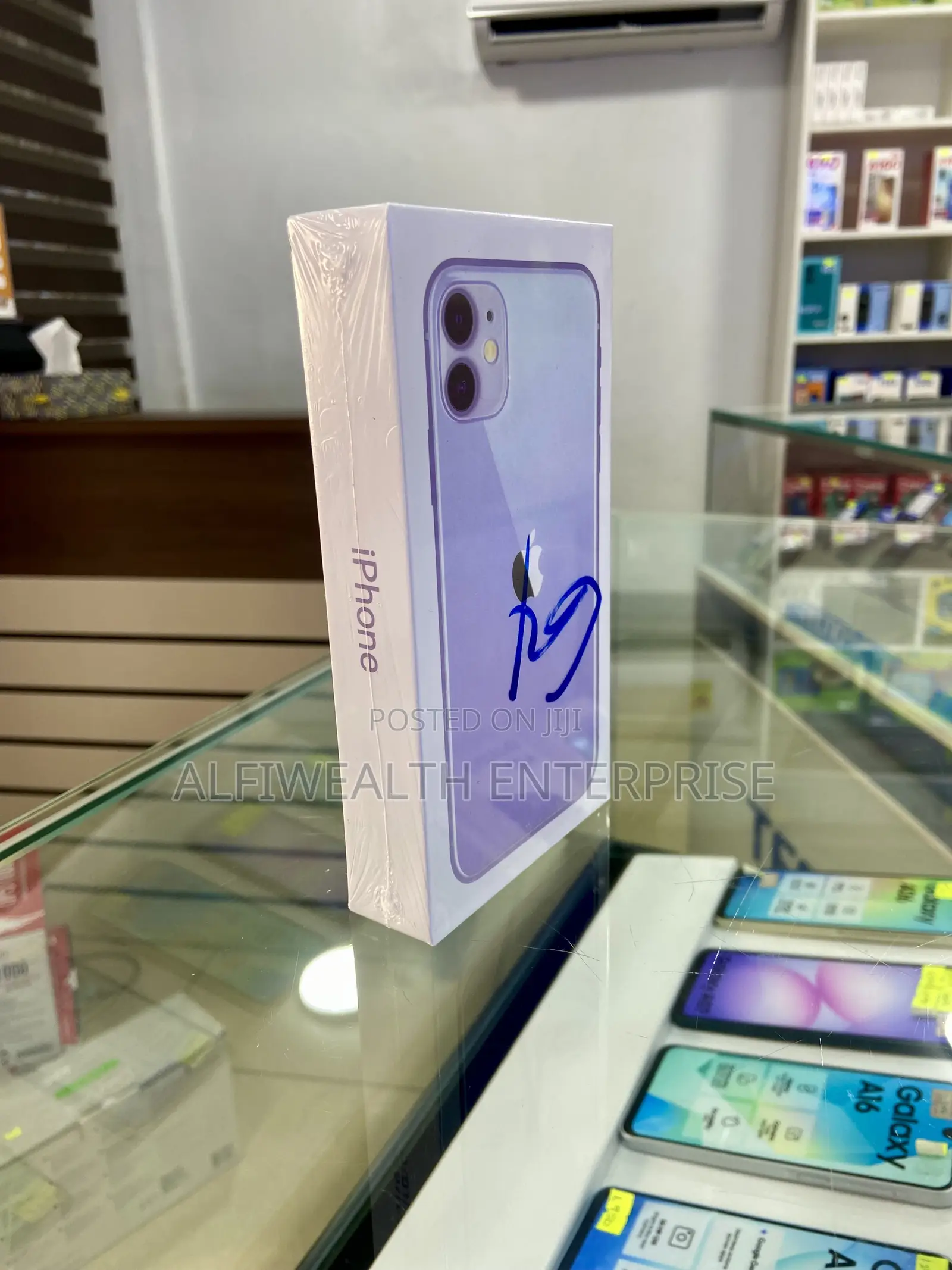 Apple iPhone 11 64 GB Purple