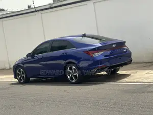 Hyundai Elantra Limited 2021 Blue