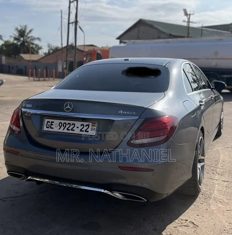 Mercedes-Benz E300 2017 Gray