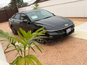 Hyundai Elantra 2025