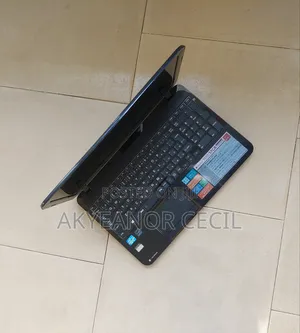 Laptop Toshiba Dynabook R634/M 8GB Intel Core i3 HDD 320GB