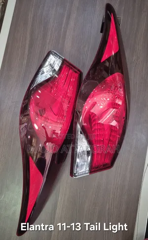 Hyundai Elantra 2011-2013 Tail Lights