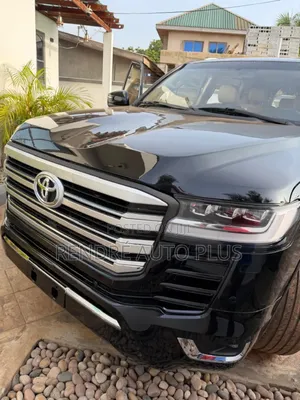 Toyota Land Cruiser 4.5 V8 GX-R 2012 Black