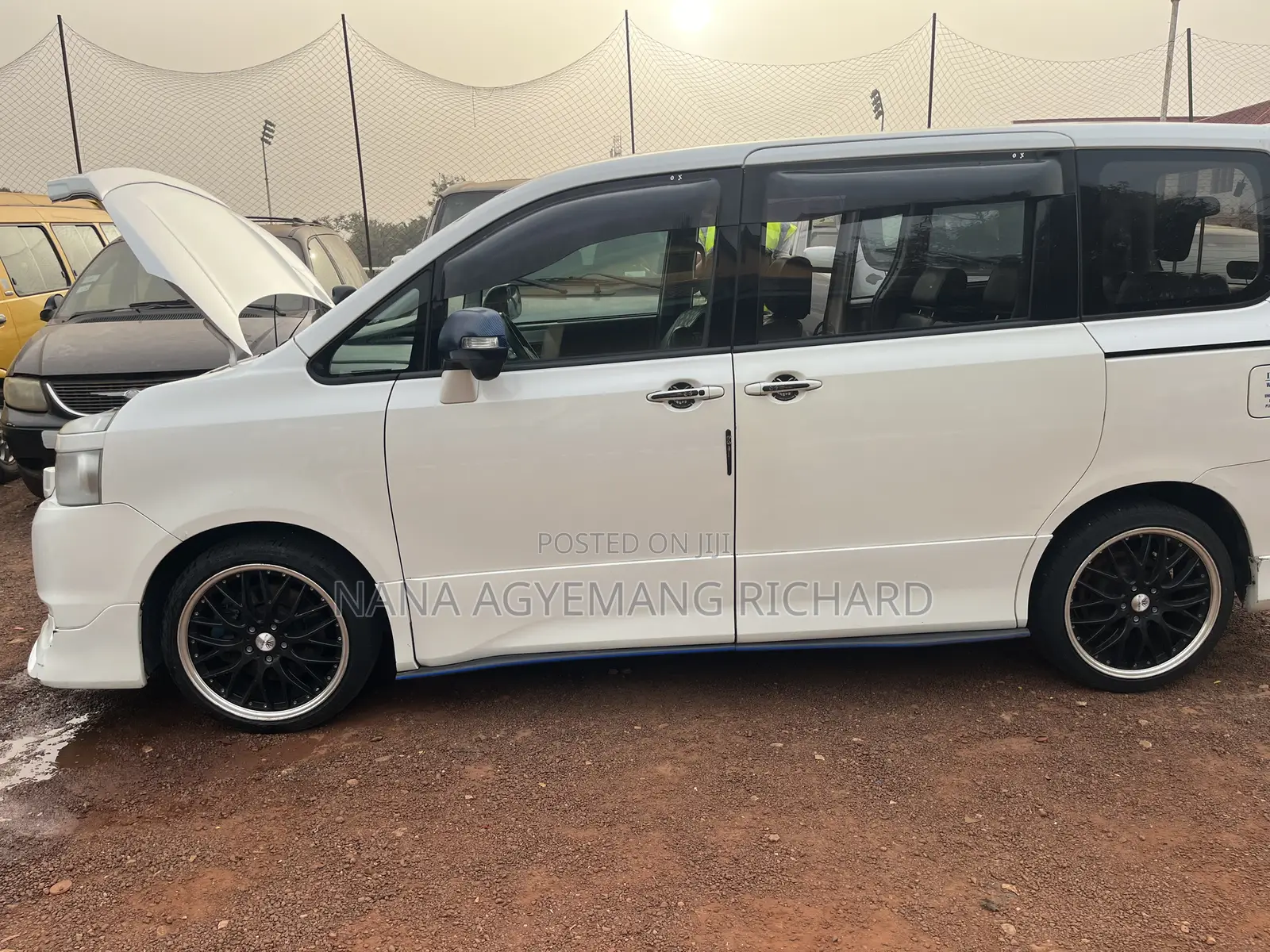Toyota Voxy 2012 White