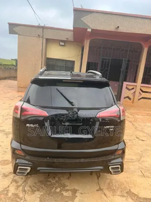 Toyota RAV4 Limited AWD (2.5L 4cyl 6A) 2017 Black