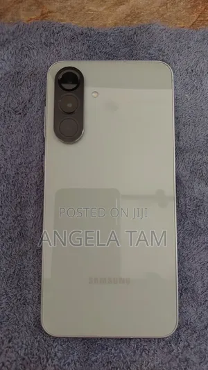 New Samsung Galaxy A56 256 GB Green