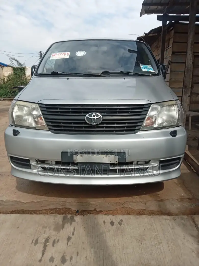 Toyota HiAce 2010 Grey
