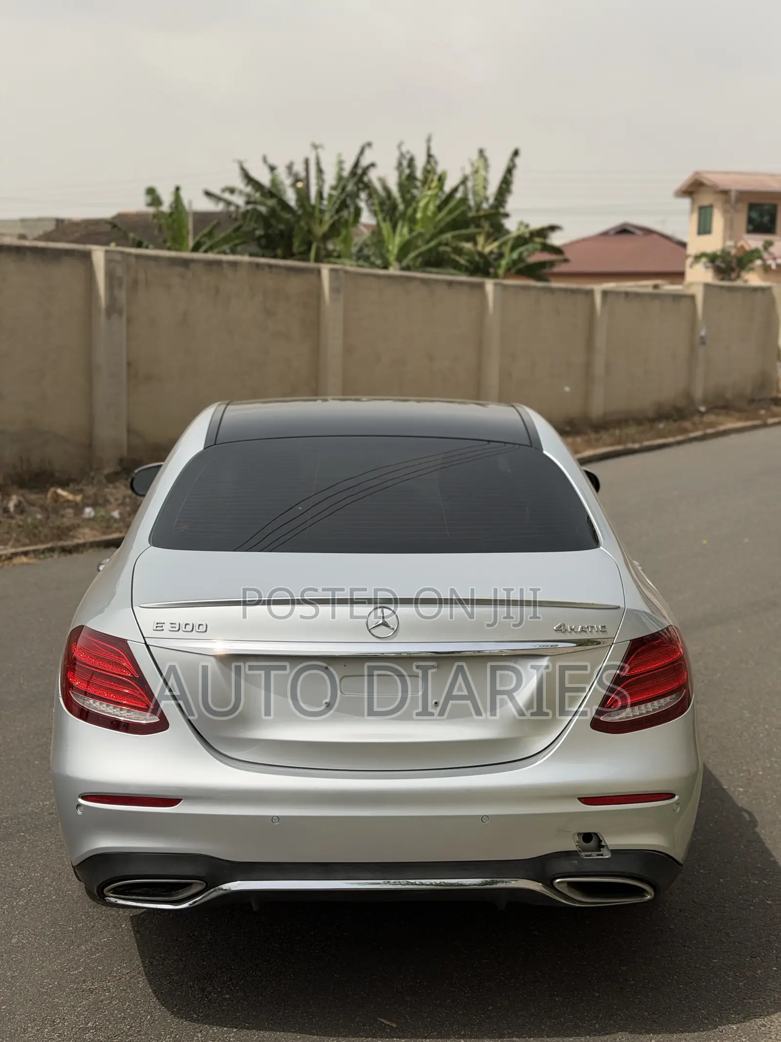 Mercedes-Benz E300 4Matic AWD Sedan (2.0L 4cyl 9A) 2017 Silver