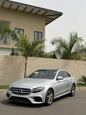 Mercedes-Benz E300 4Matic AWD Sedan (2.0L 4cyl 9A) 2017 Silver