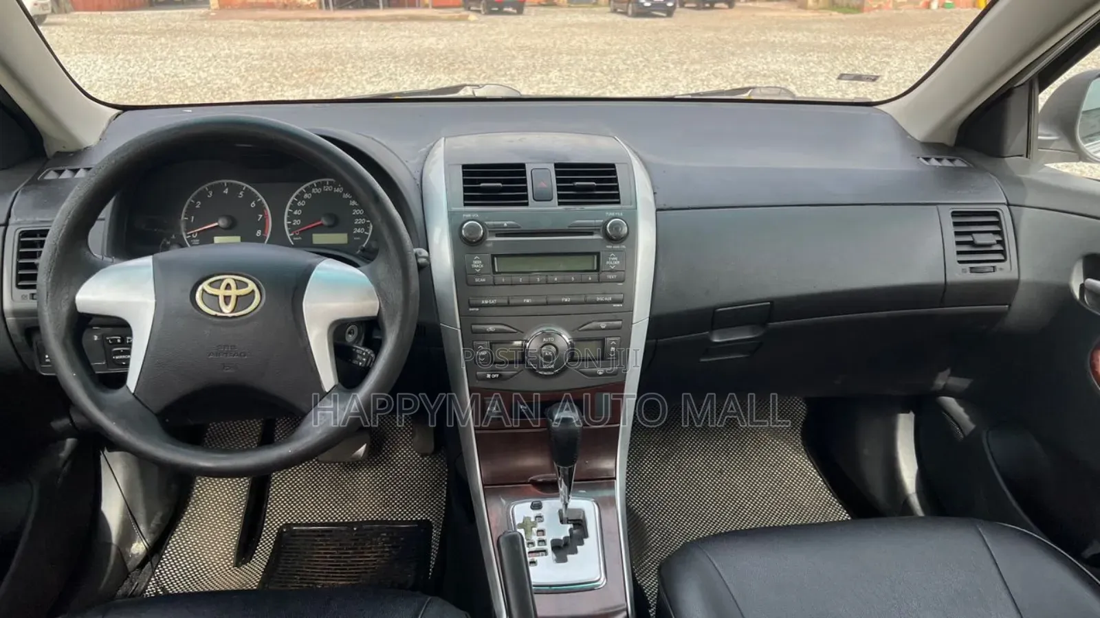 Toyota Corolla LE 4dr Sedan (1.8L 4cyl 4A) 2012 Gray