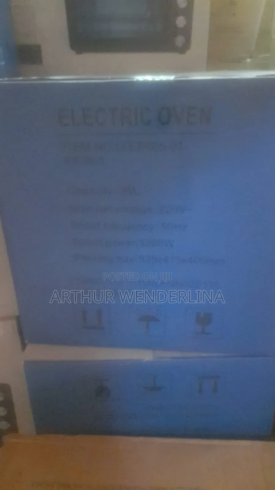 Aimido Electric Oven 35 Liters With 2 Hot Plate on It Top