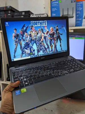 Laptop Acer Aspire E5-571 6GB Intel Core i3 HDD 500GB
