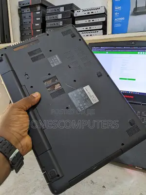 Laptop Acer Aspire E5-571 6GB Intel Core i3 HDD 500GB
