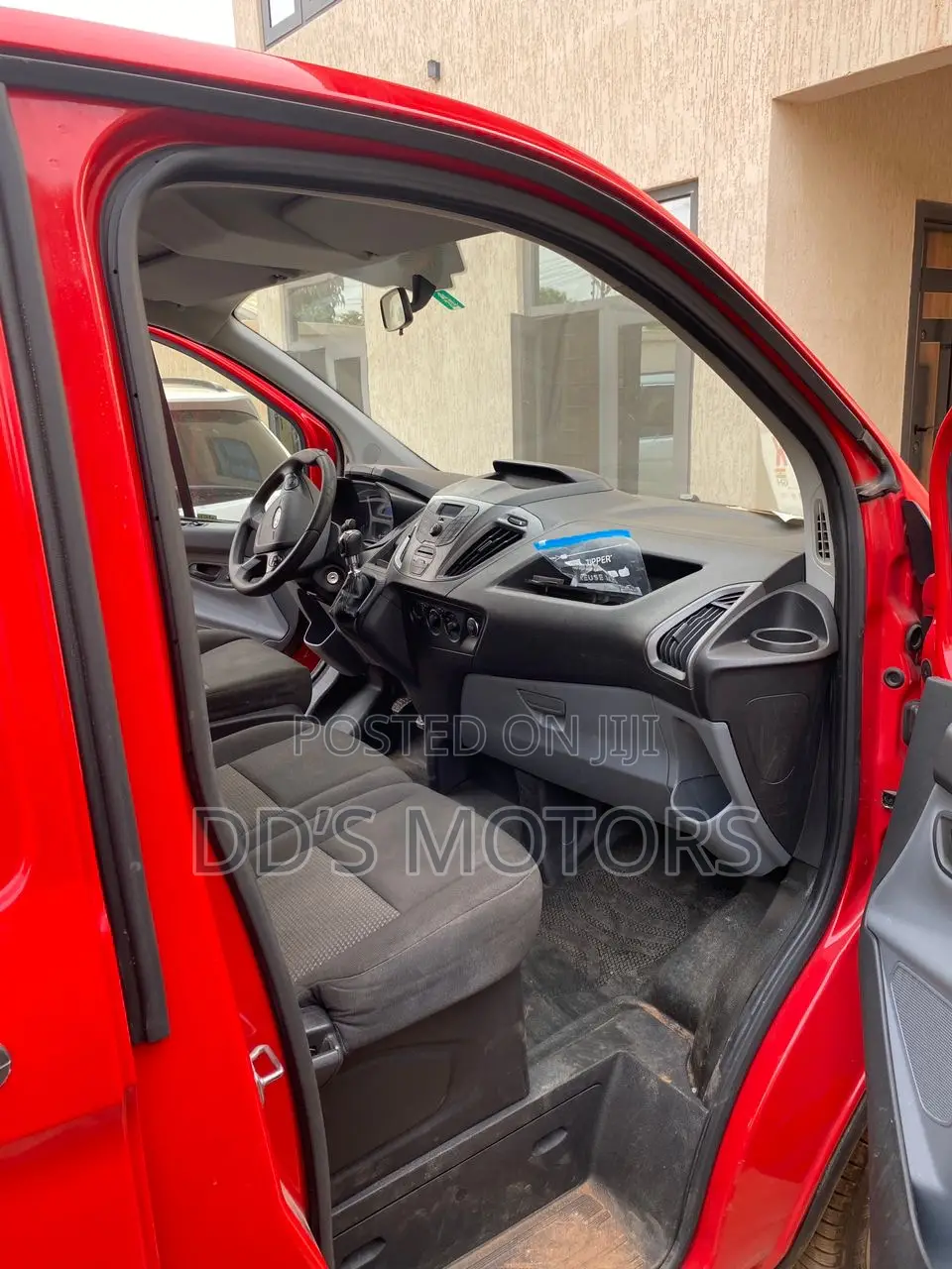 Ford Transit 2016 Red